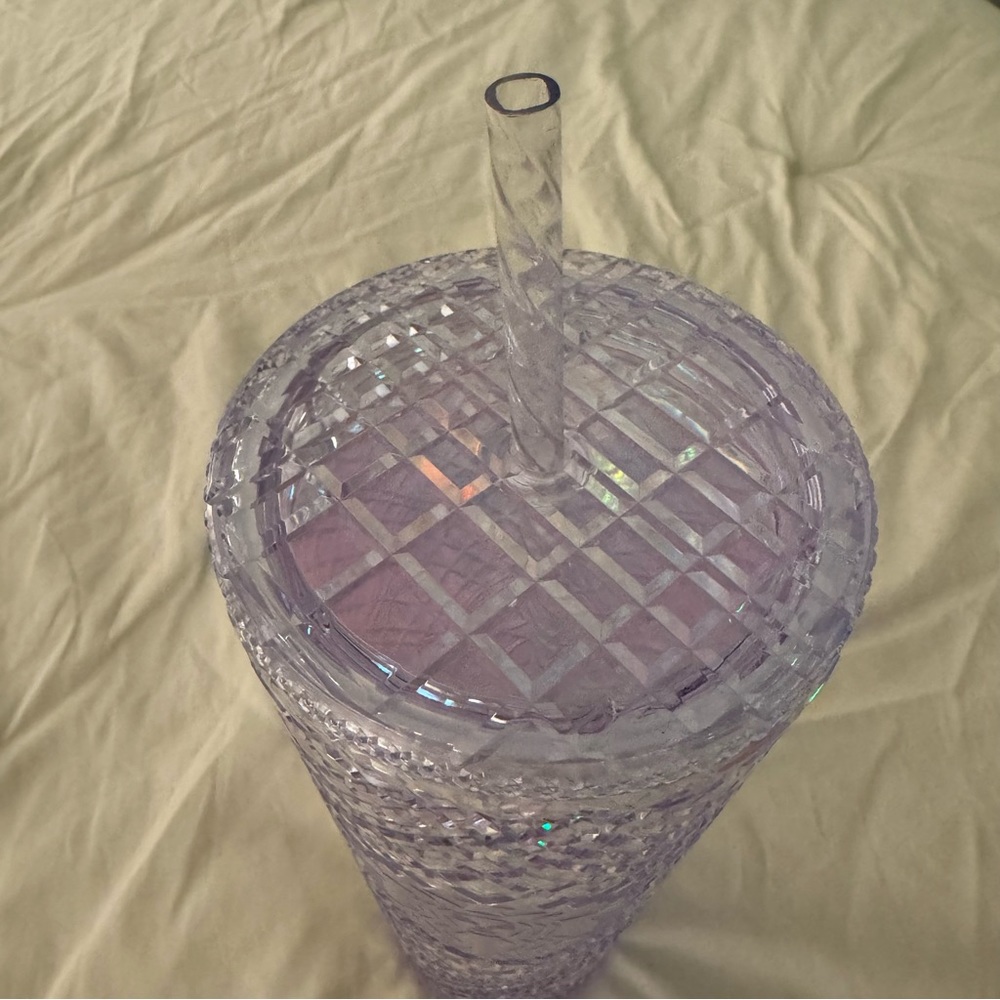 Starbucks Iridescent Cold cup. - Picture 3 of 4